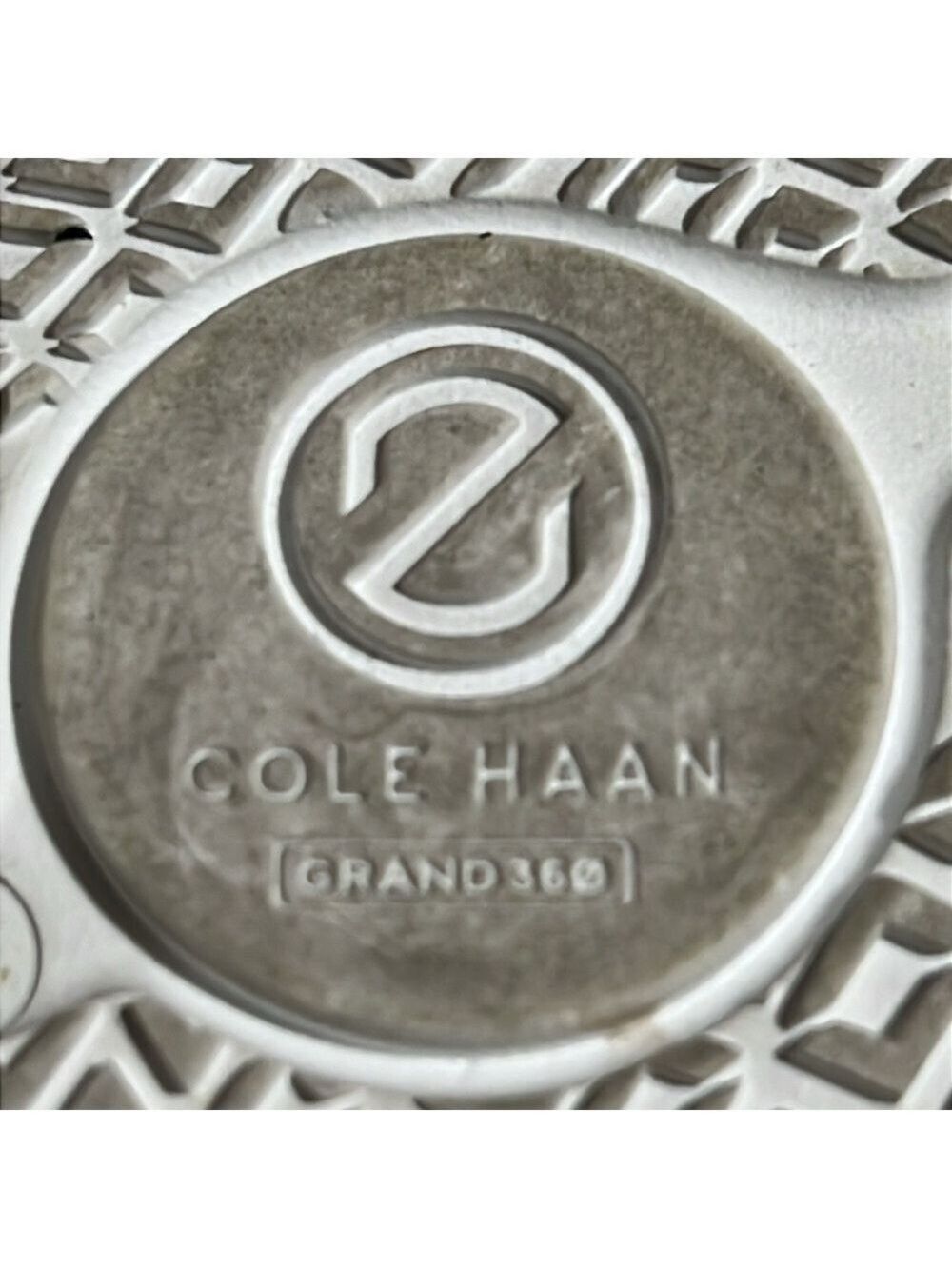 COLE HAAN ZEROGRAND yellow Regatta boat shoes. 9.5B. - Picture 5 of 9